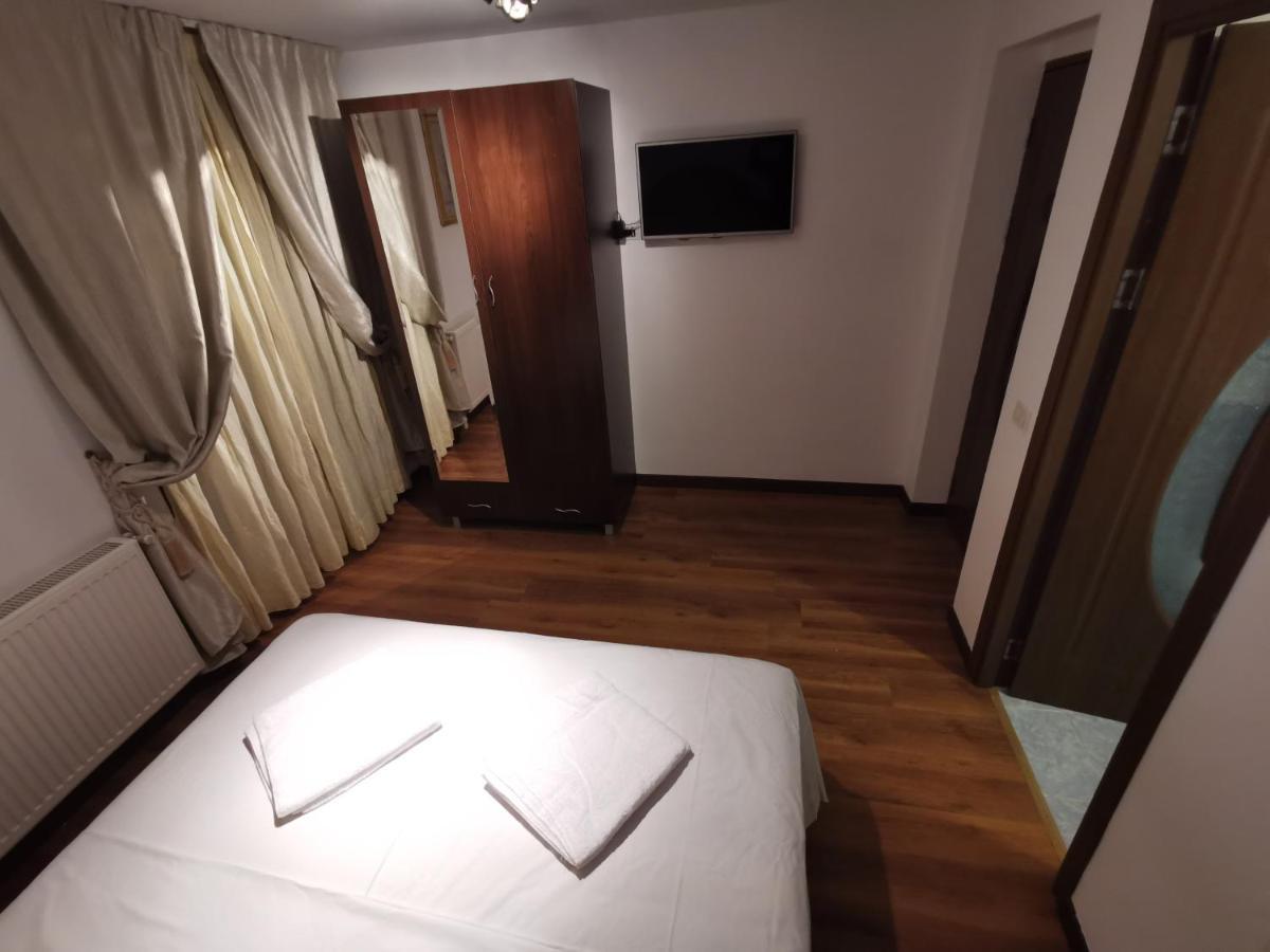 Vila Deal Săcele エクステリア 写真